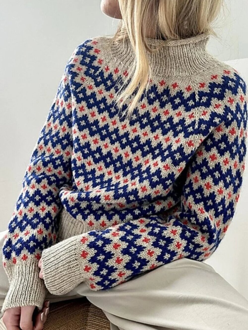 High Neck Patterned Cozy Pullover Sweater - Picture 2 of 6